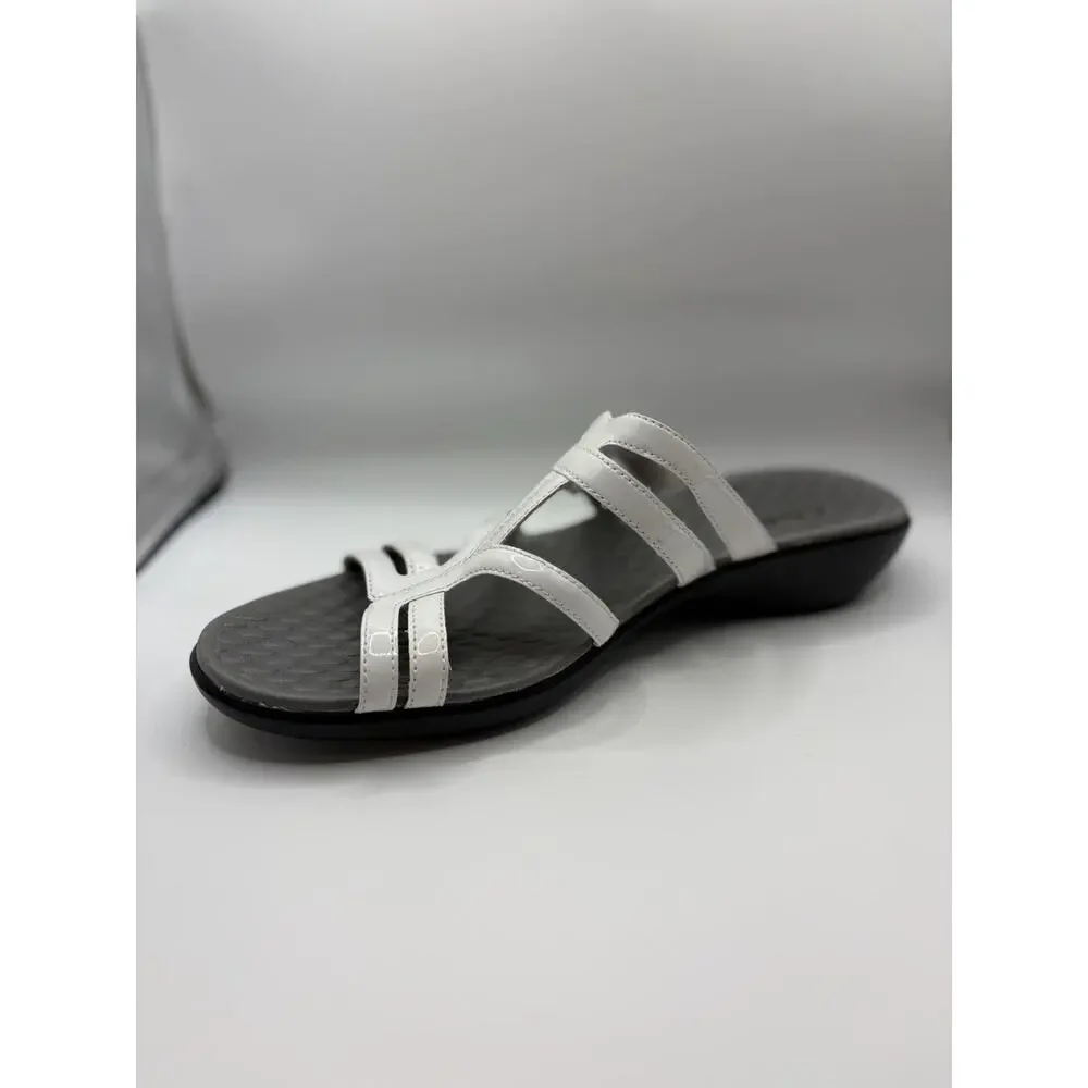 Clarks Collection Sandals Womens 12 White Comfort Walking Adjustable Easy Strap